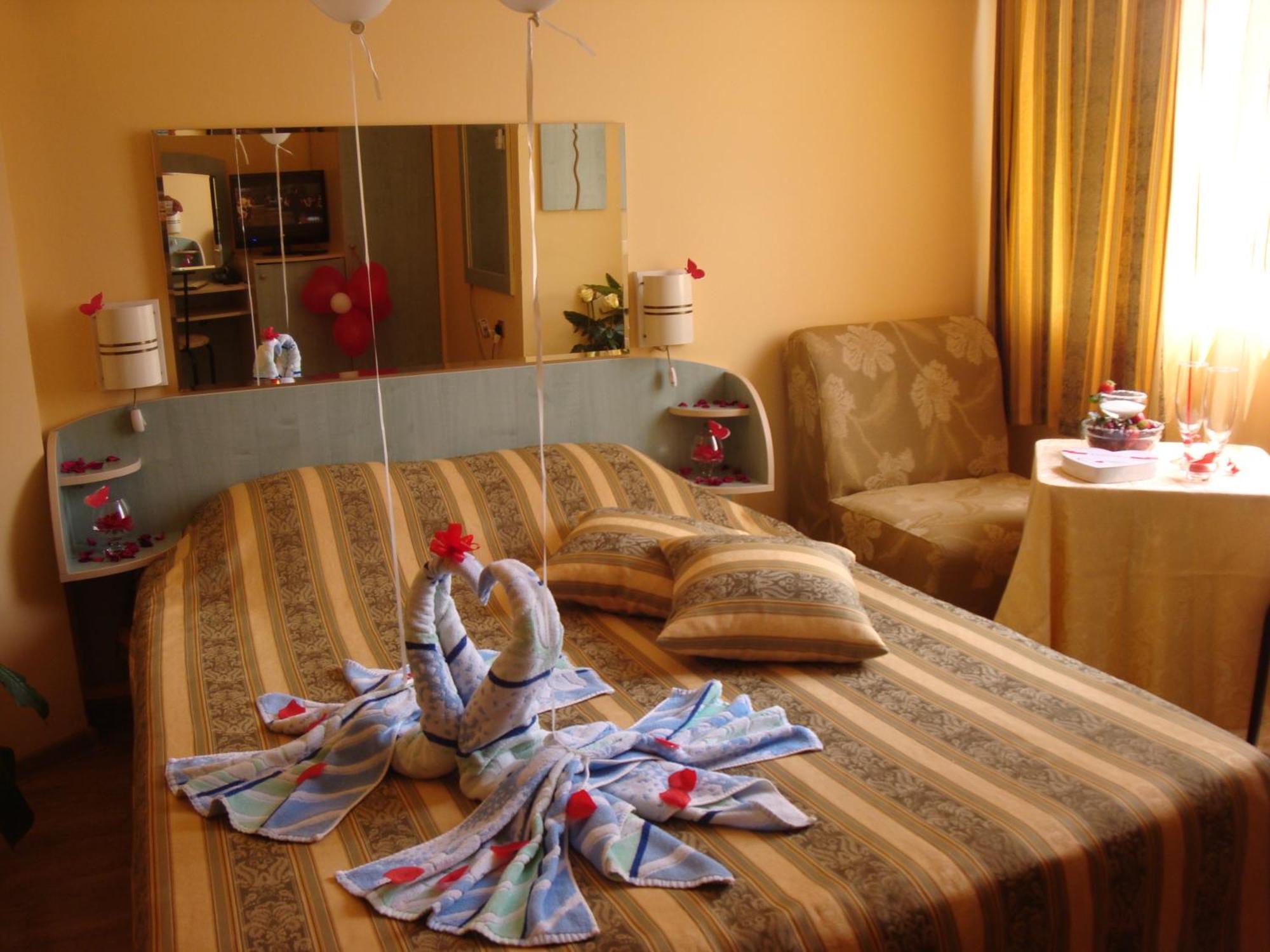 Hotel Color Varna Bagian luar foto