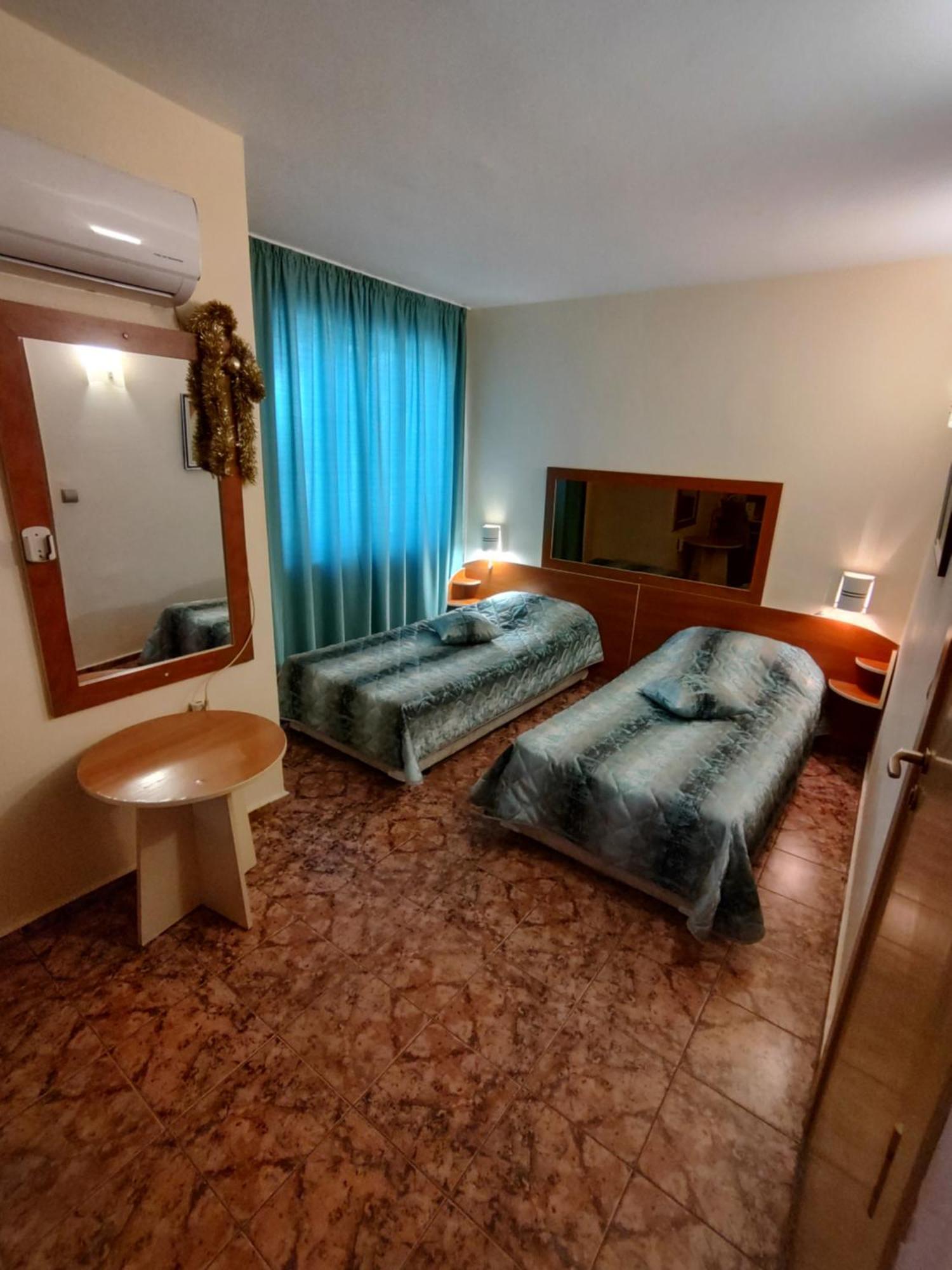 Hotel Color Varna Ruang foto